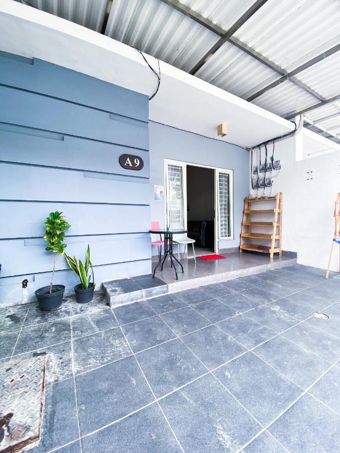 Surabaya Homey Near Juanda Airport Syariah Sedati エクステリア 写真