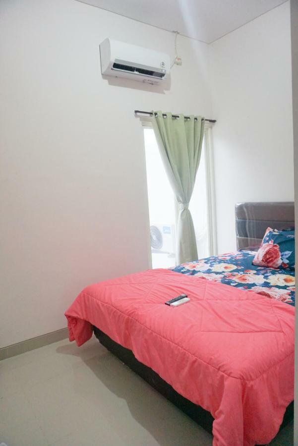 Surabaya Homey Near Juanda Airport Syariah Sedati エクステリア 写真