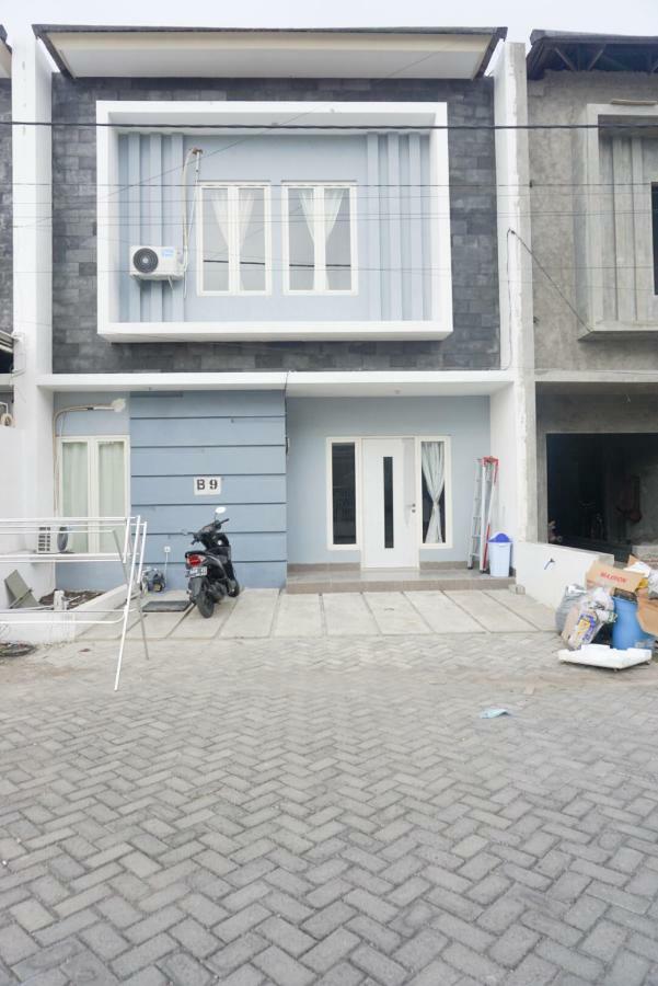 Surabaya Homey Near Juanda Airport Syariah Sedati エクステリア 写真